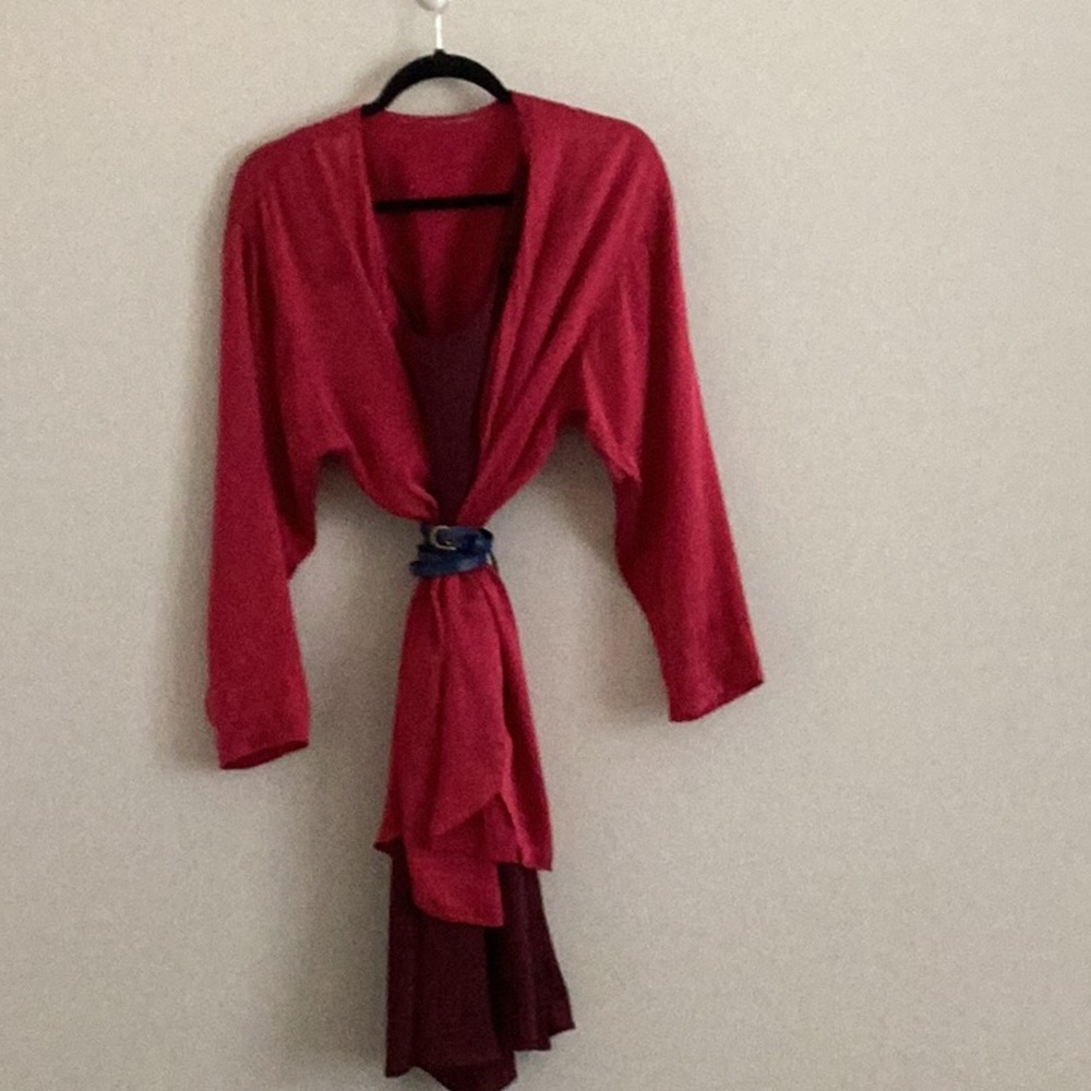 VicSecret silk robe. Med, red. Tag & buttons removed-wore over see thru dress